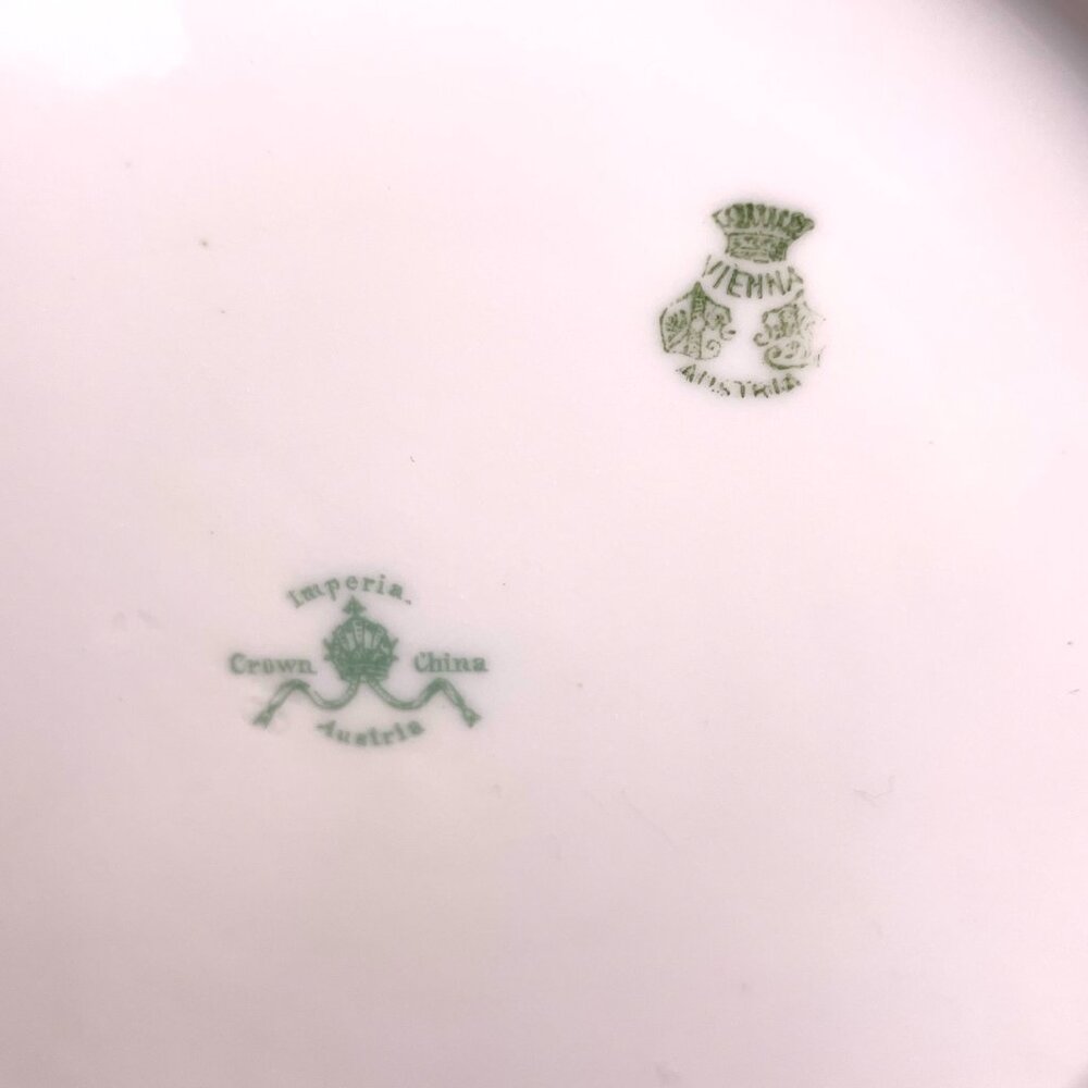 Set 2 Imperial Crown China Austria Vienna 9.5” Plates, Pink Roses & Teal Center - Picture 6 of 6